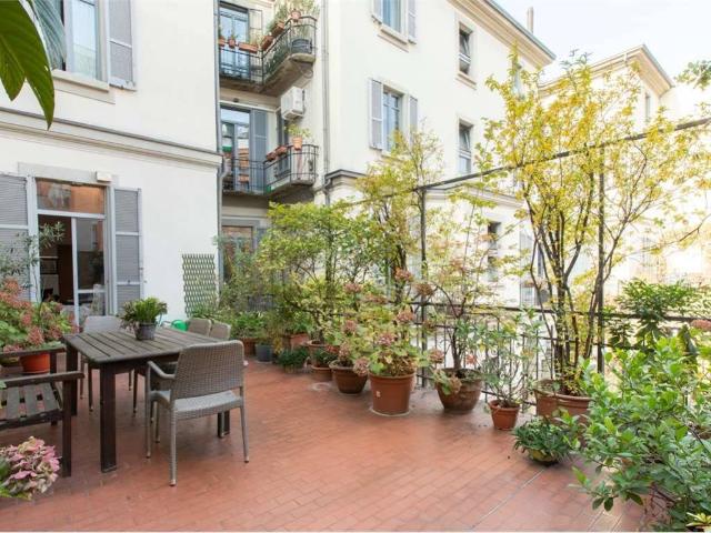 Appartamento in vendita a Milano MI