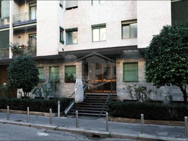 Appartamento in vendita a Milano MI