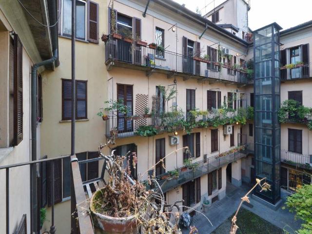 Appartamento in vendita a Milano MI