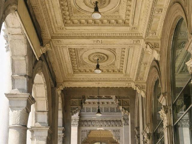 Appartamento in vendita a Milano MI