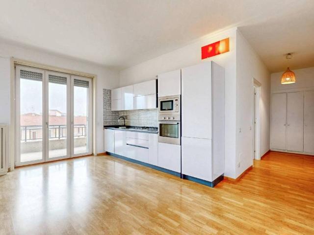 Appartamento in vendita a Milano MI