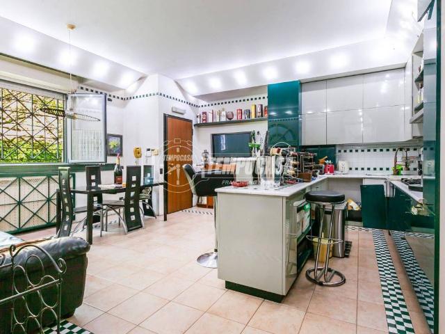 Appartamento in vendita a Milano MI
