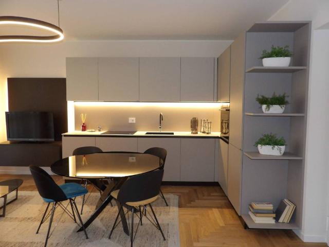 Appartamento in vendita a Milano MI