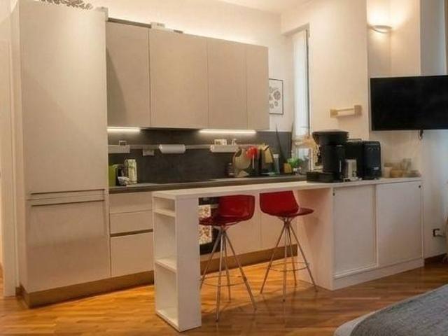Appartamento in vendita a Milano MI