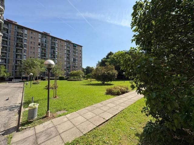 Appartamento in vendita a Milano MI