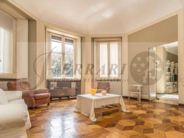 Appartamento in vendita a Milano MI