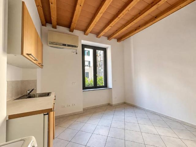 Appartamento in vendita a Milano MI