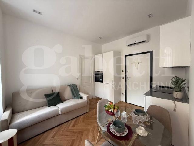 Appartamento in vendita a Milano MI