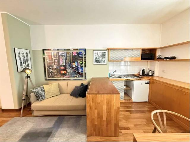 Appartamento in vendita a Milano MI