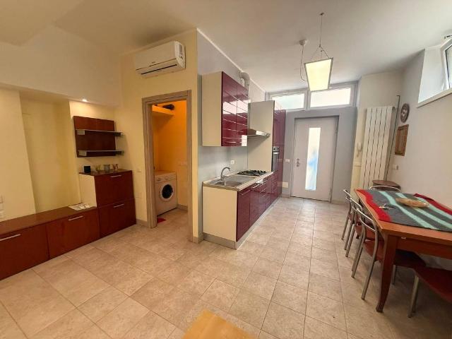 Appartamento in vendita a Milano MI