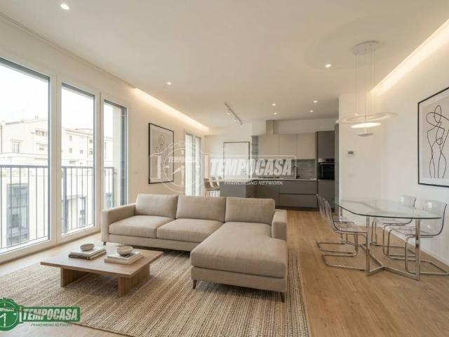 Appartamento in vendita a Milano MI
