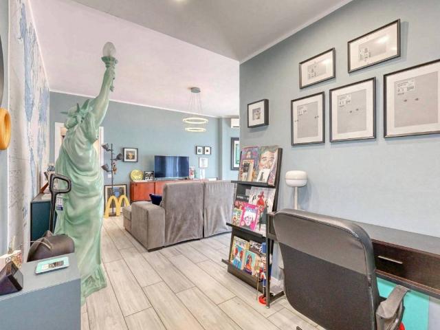 Appartamento in vendita a Milano MI