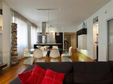 Appartamento in vendita a Milano MI