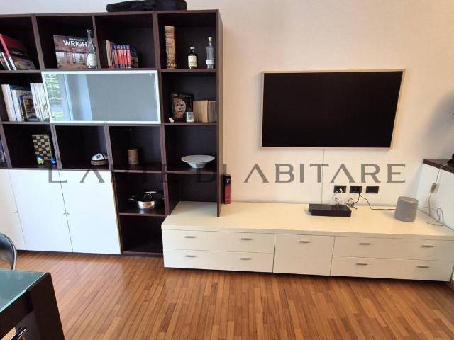 Appartamento in vendita a Milano MI