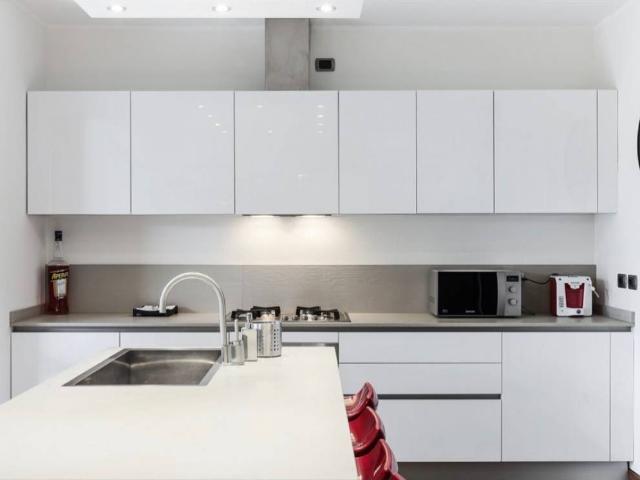 Appartamento in vendita a Milano MI