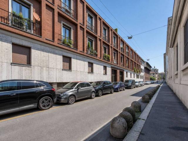 Appartamento in vendita a Milano MI