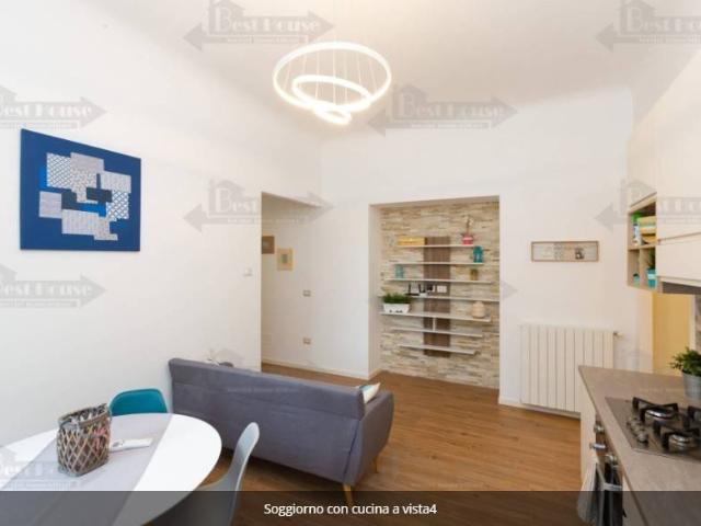 Appartamento in vendita a Milano MI