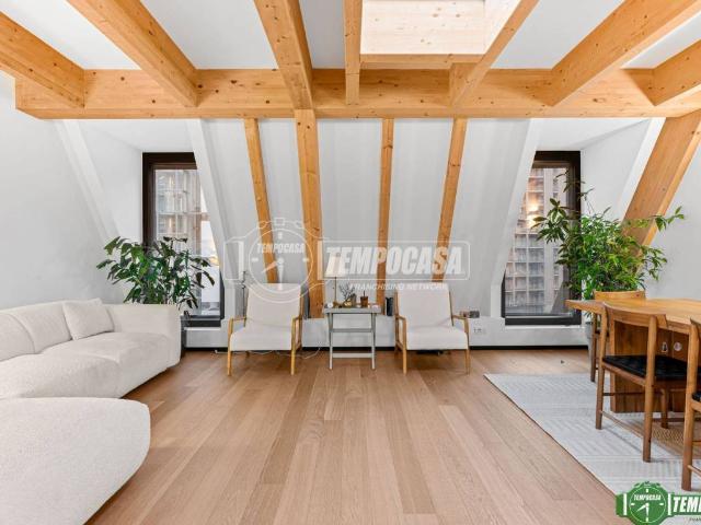 Appartamento in vendita a Milano MI
