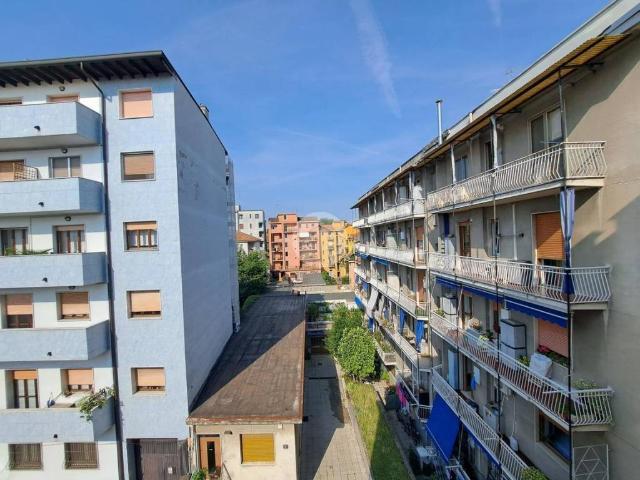 Appartamento in vendita a Milano MI