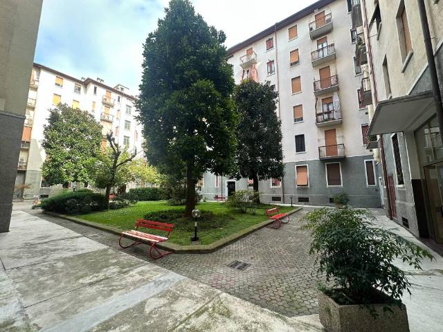 Appartamento in vendita a Milano MI