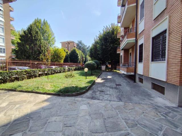 Appartamento in vendita a Milano MI