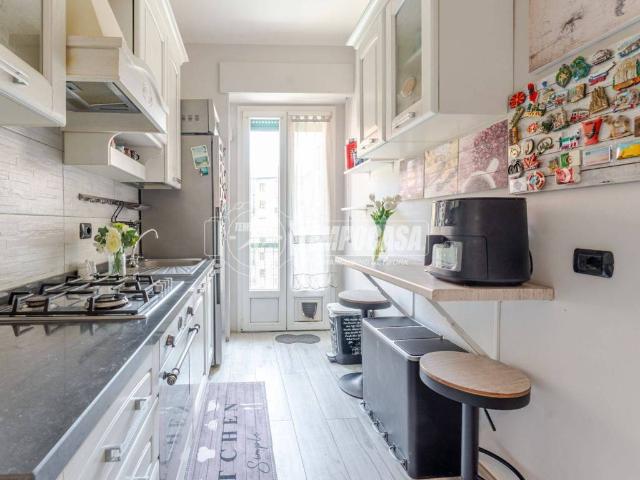 Appartamento in vendita a Milano MI