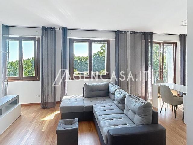 Appartamento in vendita a Milano MI