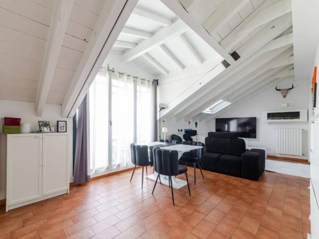 Appartamento in vendita a Milano MI