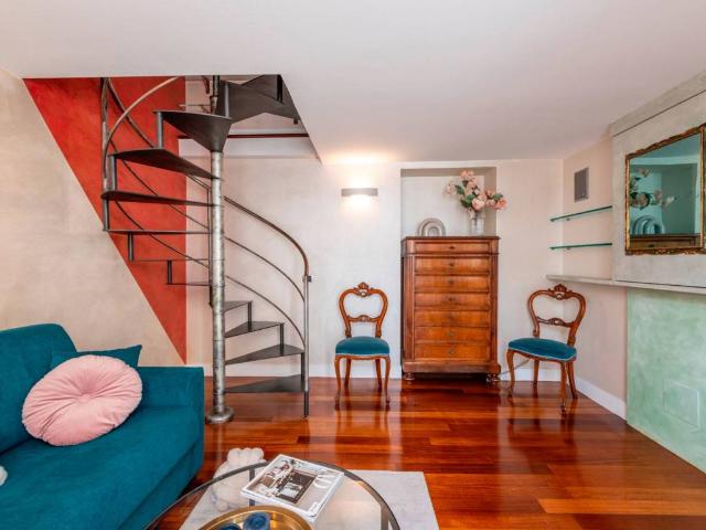 Appartamento in vendita a Milano MI