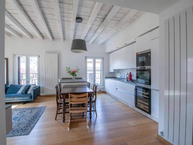 Appartamento in vendita a Milano MI