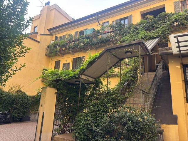 Appartamento in vendita a Milano MI