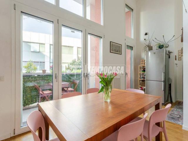 Appartamento in vendita a Milano MI