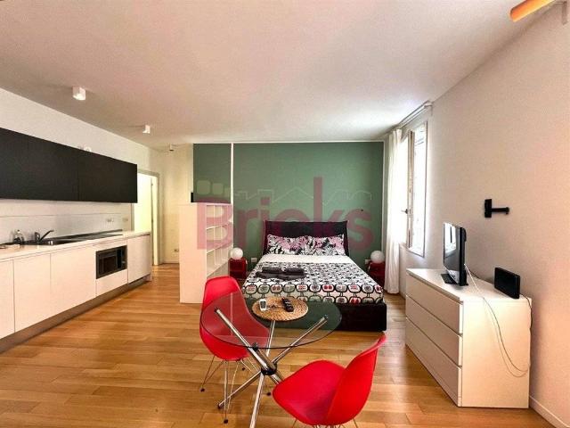 Appartamento in vendita a Milano MI