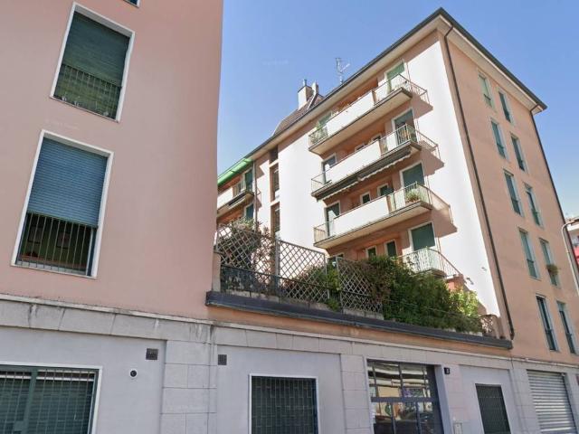 Appartamento in vendita a Milano MI
