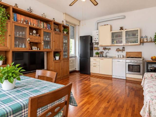 Appartamento in vendita a Milano MI