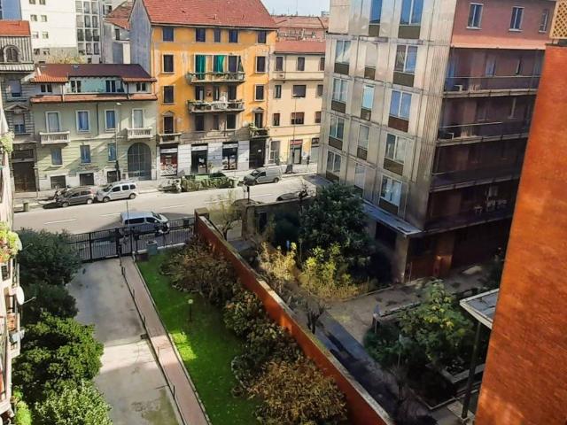 Appartamento in vendita a Milano MI