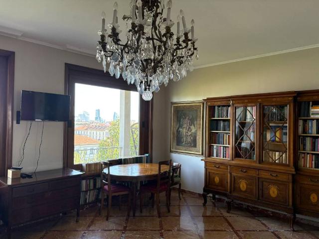 Appartamento in vendita a Milano MI