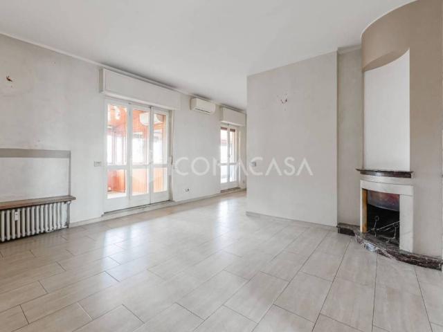 Appartamento in vendita a Milano MI