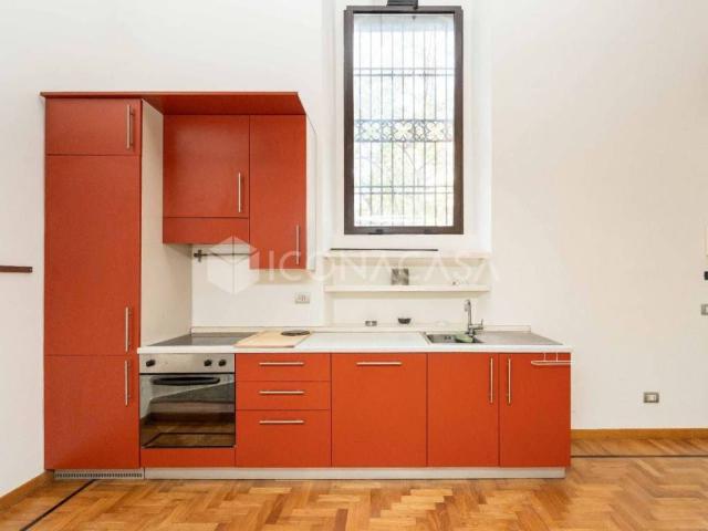 Appartamento in vendita a Milano MI