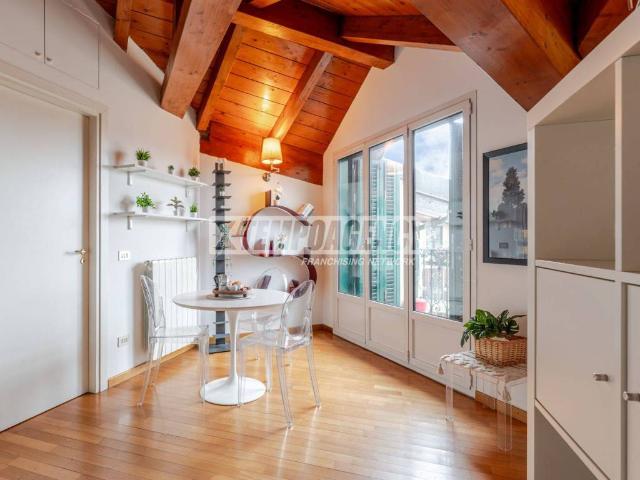 Appartamento in vendita a Milano MI