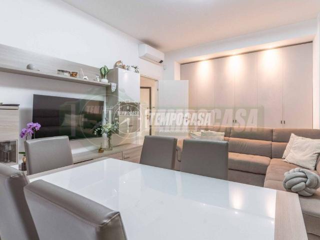 Appartamento in vendita a Milano MI