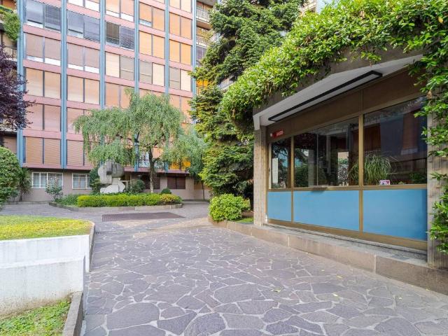 Appartamento in vendita a Milano MI