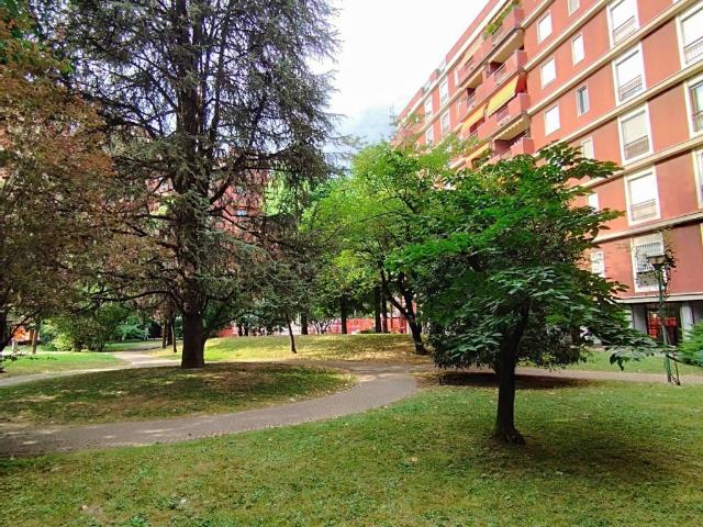 Appartamento in vendita a Milano MI