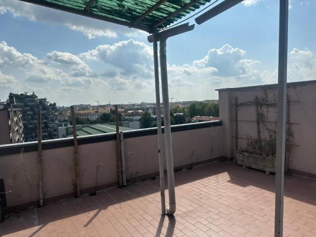Appartamento in vendita a Milano MI