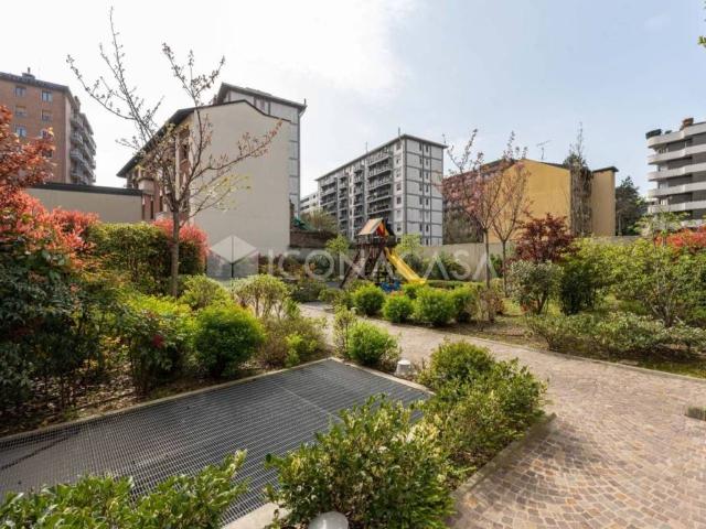 Appartamento in vendita a Milano MI