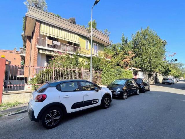 Appartamento in vendita a Milano MI