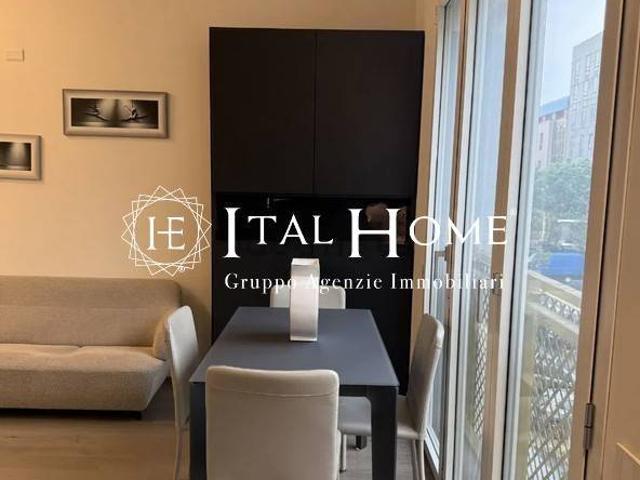 Appartamento in vendita a Milano MI