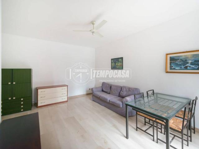 Appartamento in vendita a Milano MI