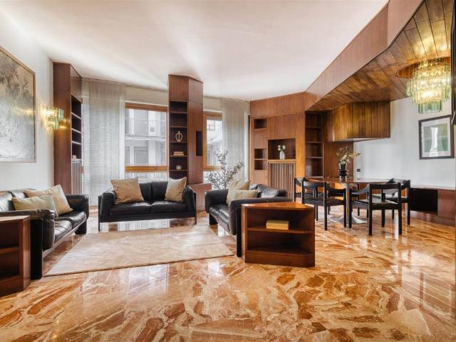 Appartamento in vendita a Milano MI