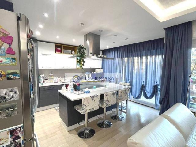 Appartamento in vendita a Milano MI